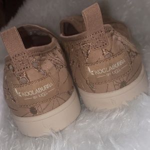 Tan lace slipon sneaker